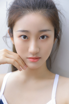 妻子为帮丈夫升官